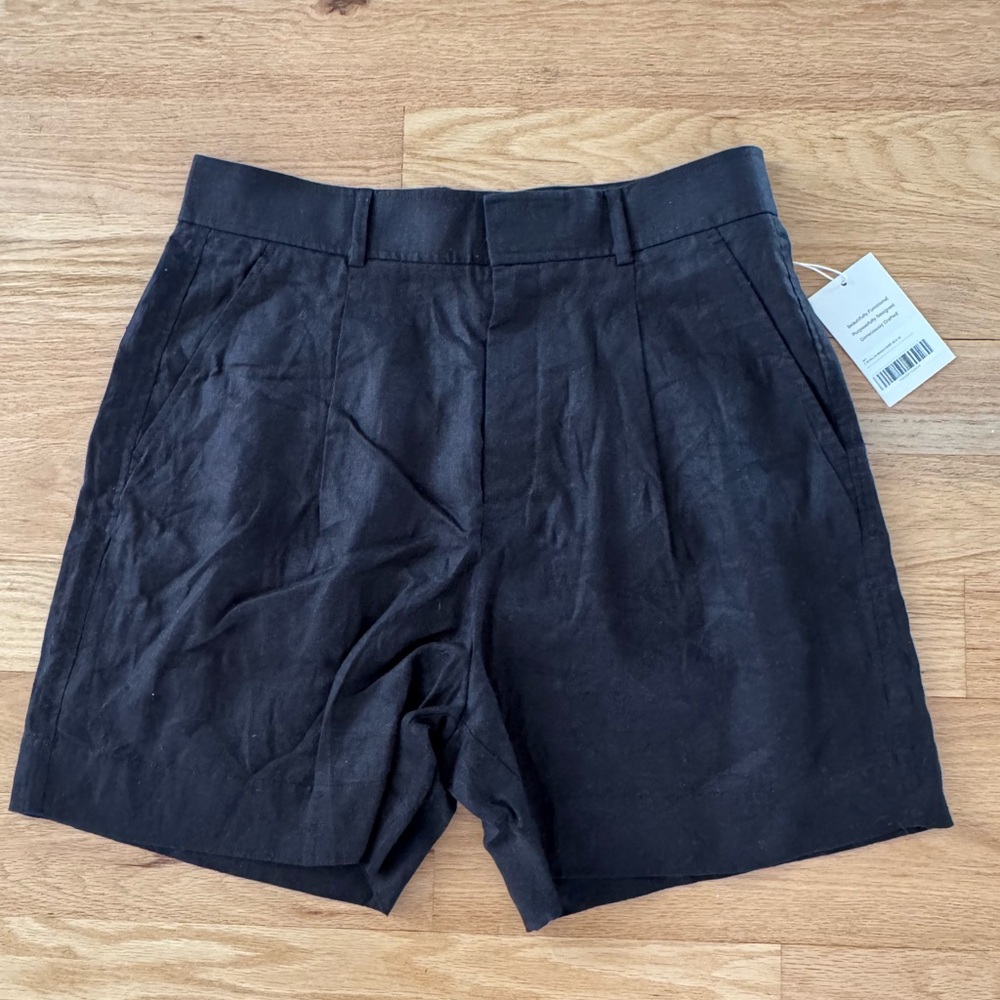 Everlane Black Tailored Flat-Front Shorts